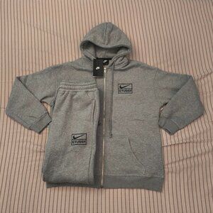 Grey Hoodie & Pants Set – Nike x Stüssy – Full Tracksuit – Size Medium